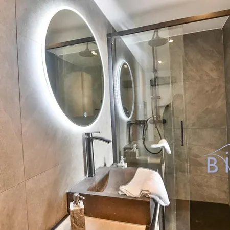 Large With Swimming Pool And Open View * Saint-Laurent-du-Var