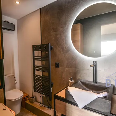 Apartman Large With Swimming Pool And Open View