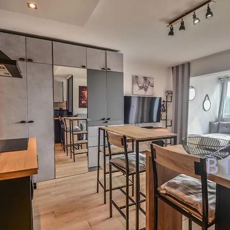 Large With Swimming Pool And Open View